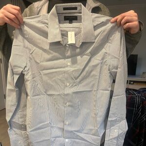 NWT Banana Republic Button Up Dress Shirt Men’s Size S